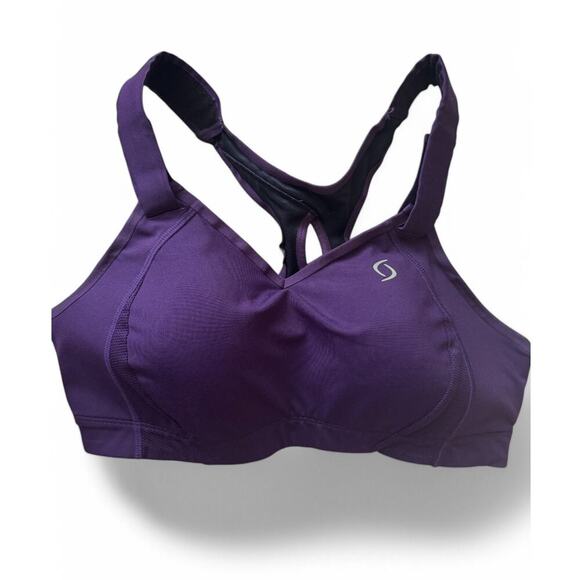 Moving Comfort Other - Moving Comfort Sports Bra - 38C